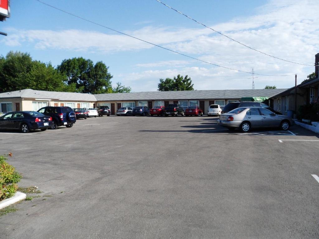 Aston Motel